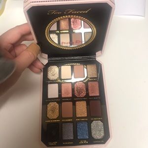 Too Faced Pretty Rich Eye Pallet Eyeshadow